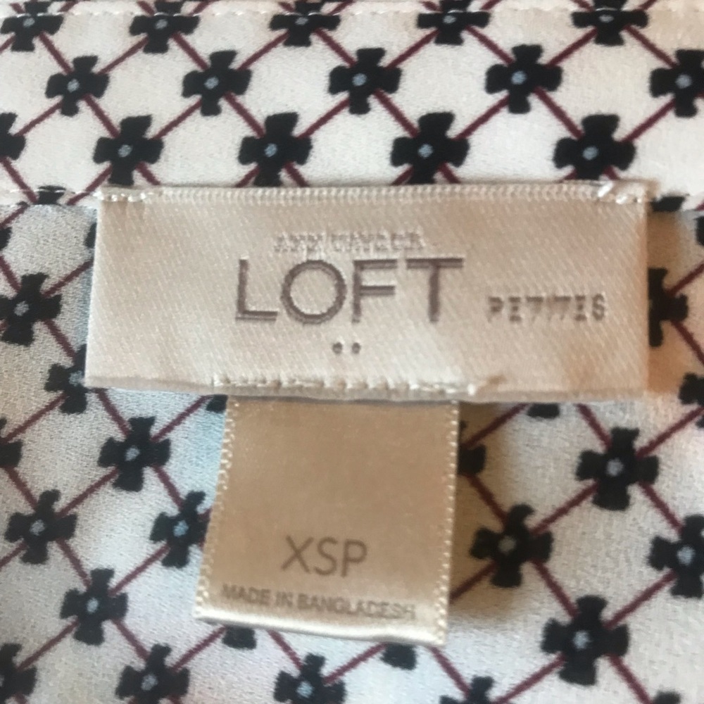 Loft Button Down Patterned Blouse Size Xsp - image 4